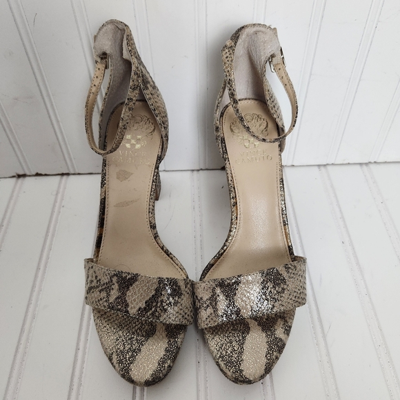 Vince Camuto Sertena Size 8.5 Natural Snake Print Platform Ankle Strap Heels - Picture 2 of 13